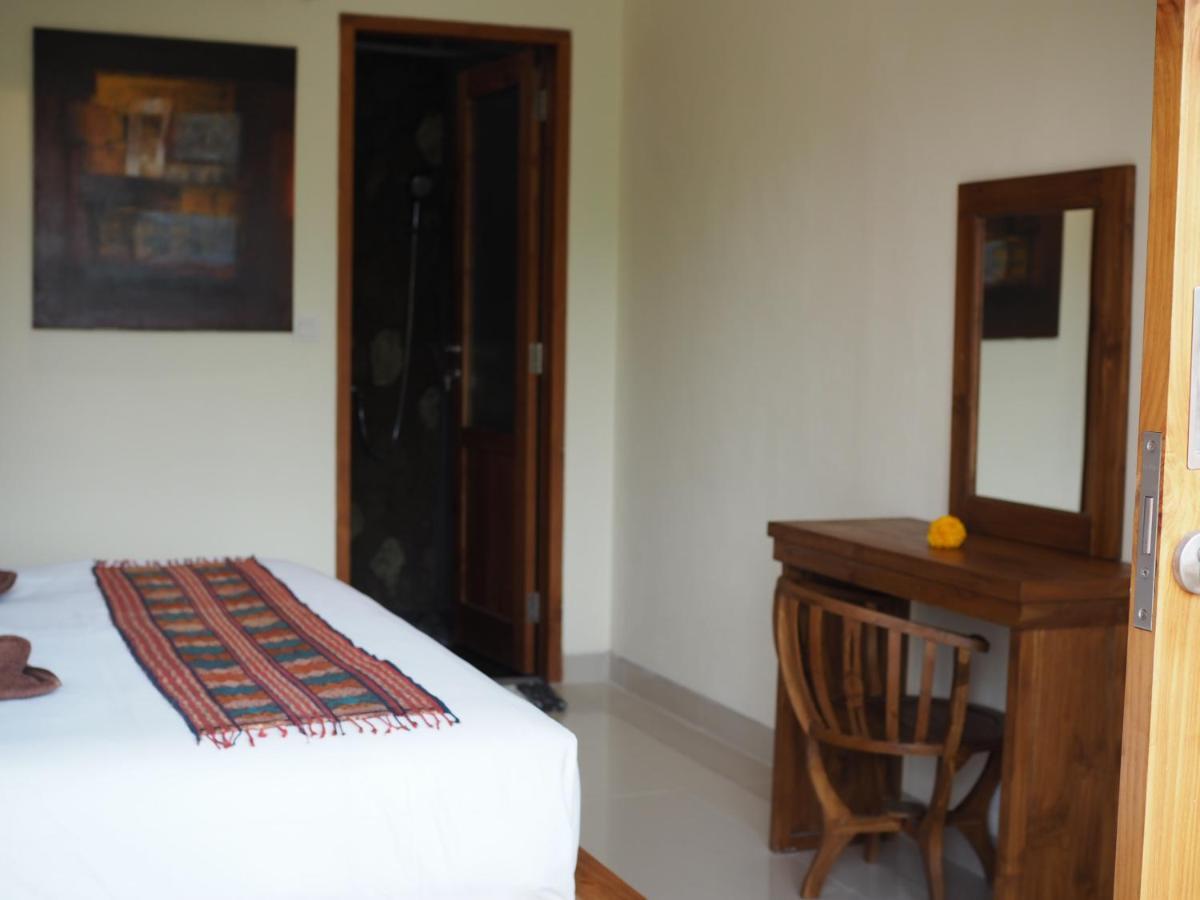Kampung Sari Homestay Ubud  Exterior photo