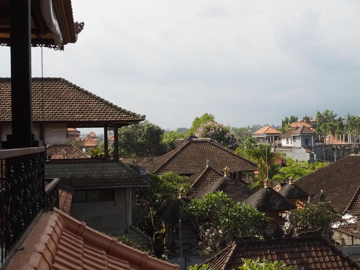 Kampung Sari Homestay Ubud  Exterior photo